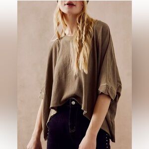 Women’s We the free top size small